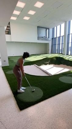 Golf Simulator Room Design, Golf Studio, Golf House, Backyard Golf, Golf Basics, Golf Games