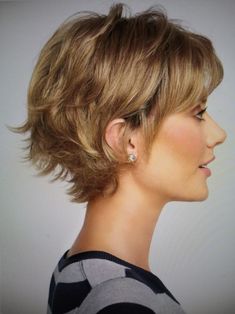 Fine Hair Styles For Women, Choppy Hair, Messy Short Hair, Short Hairstyles For Thick Hair, Haircuts For Curly Hair, Short Choppy Hair, Bob Hairstyles For Fine Hair, Raquel Welch, Short Hair Haircuts