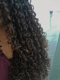 Long Natural Curly Hair, Skunk Hair, Growing Your Hair Out, Crimped Hair, Beautiful Curly Hair, Hairdos For Curly Hair, Emo Hair, Texturizer On Natural Hair