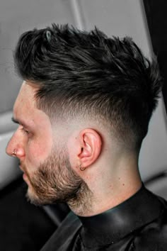 Simple Haircut Designs For Men, Taper Haircut Men, Tapered Fade, Simple Haircut, Haircut Designs For Men, Taper Haircut, Taper Cut, Hair Stules, Low Taper Fade Haircut