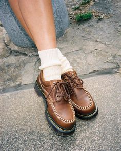 Dr Martens Shoe, How To Clean Suede, Winter Apparel, Style Bundle, Patent Boots, Shoe Polish, Sandal Platform, Timberlands, Lace Socks