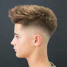 Popular Boy Hairstyles, Teen Haircuts, Trendy We Fryzurach, Teen Boy Haircut, Boy Haircuts Short, Tan Skin Blonde Hair, Top Hairstyles