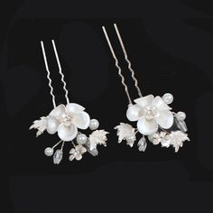 Delicate enamel crafted flowers and freshwater pearl hairpins.

 #weddinghairpins #bridalhairpins Bridal Hair Pins Pearl, Hair Jewels, Pearl Hair Pins, Wedding Hair Pins, Hair Comb Wedding, Bridal Hair Pins, Bridal Hair Comb, Bespoke Wedding