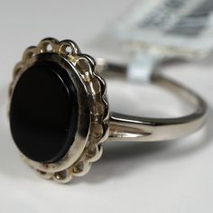 Nwt 14kw Gold And 10 X 8mm Oval Genuine Onyx Size 6 Ring. Elegant Oval Cabochon Gemstone Signet Ring, Elegant Signet Ring With Oval Cabochon And Polished Finish, Elegant Oval Signet Ring With Cabochon, Elegant Round Cabochon Signet Ring, Formal Oval Cabochon Ring, Classic Oval Jewelry For Formal Occasions, Classic Oval Cabochon Rings Stamped 14k, Oval Cabochon Signet Ring For Formal Occasions, Oval Cabochon Signet Ring For Formal Events