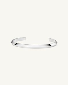 A Bangle in silver plated 316L stainless steel from Waldor & Co. One size. The model is Triangle Bangle Polished. Stainless Steel Polish, Triangles, Rhodium Plated, Free Size, Presentation, Bangles, Water Resistant, Plating, Stainless Steel