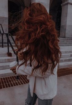 Red Hair Woman Aesthetic, Dark Auburn Red Hair, Red Hair Princess, Ginger Girls, Color Me Beautiful, Redhead Girl, New Hair Colors