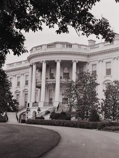 black and white photograph of the white house