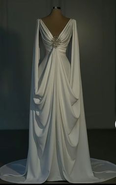 #wedding #dresses #greek #white #beautiful #goddes #princess #athene  #roman Prom Event, Gowns Dresses Elegant, Trumpet Dress, Pretty Wedding Dresses, Dream Wedding Ideas Dresses, Prom Dress Inspiration, Fantasy Gowns, Fairytale Dress, Fantasy Dress