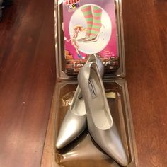 Rebel Toons Rock’n Fairytails Tinkerbell Pumps Size Medium 7/8 New In Package Package Is Discolored Some Glue On Shoes Is Discolored/Visible But Not Noticeable When On (B) Smoke Free Home California Costumes, Costume Shoes, Rock N, On Shoes, Shoes Women Heels, Glue, Shoes Heels, Size 7, Pumps