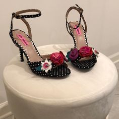 Fun Fashionable Statement Fabric Material As Is Betsey Johnson Shoes, 5 Inch Heels, Shoes Brand, Heeled Sandals, Shoe Brands, Betsey Johnson, Fabric Material, Shoes Women Heels, Sandals Heels