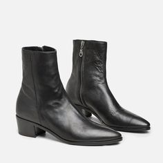 Beatle Boots, Big Men Fashion, Botas Chelsea, Black Leather Ankle Boots, Black Women Fashion, Mens Winter Fashion, Mode Inspo, Black Leather Boots, Short Boots