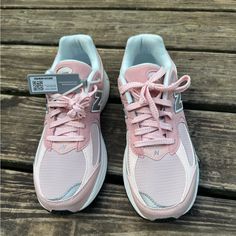 Size 8 In Woman New Worn Once New Balance Spring Running Shoes, New Balance 2002r, Shoes New Balance, New Balance Shoes, Womens Shoes Sneakers, New Balance, Shoes Sneakers, Women Shoes, Sneakers