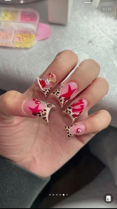 Bape Nails Design, Bape Hello Kitty, Bape Nails, Beige Nails Design, Bday Nails, Cheetah Print Nails, Kitty Nails, Girly Acrylic