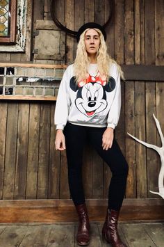 Minnie Mouse Sweater, Minnie Mouse Sweatshirt, Mickey Mouse Sweatshirt, Red Turtleneck, Oversized Turtleneck, Sweatshirt Outfit, Turtle Neck Dress, Mickey And Friends, White Sweatshirt