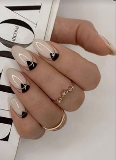 Short Nail Designs 2024, Bougie Nails, Nagellack Trends, Minimal Nails, Geometric Nail