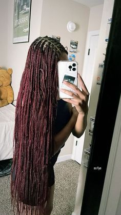 Red Knotless On Black Hair, Burgundy Small Boho Knotless Braids, Cherry Red Braids Black Women, Burgundy Knotless Box Braids With Curls, Burgundy Large Knotless Braids, Small Burgundy Knotless Braids, Burgundy And Brown Braids, Small Knotless Box Braids Boho, Dark Burgundy Braids