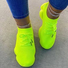 Boty Nike, Mesh Flats, Mesh Fashion, Mesh Heels, Socks Sneakers, Walking Shoes Women, Knit Sneakers, Casual Flat Shoes, Yellow Shoes