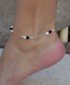 Anklet is made with high end European crystals and stretch cord. Stretch cord for easy on/off wear Custom colors and sizes available Elegant Adjustable Anklet For Beach Wedding, Bridesmaids Beach Wedding, Pulseras Kandi, Ankle Bracelets Diy, Bridal Necklace Designs, Silver Ankle Bracelet