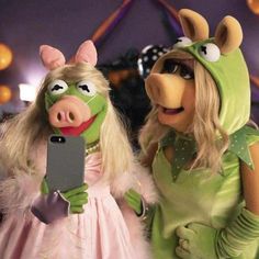 the muppets and miss piggy are dressed in costumes