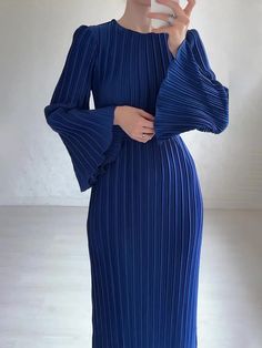 Pleated Bell Sleeve Maxi Dress (Buy 2 Free Shipping) Streetwear Dresses, Streetwear Dress, Flare Sleeve Dress, Flare Long Sleeve, Women Office, Dress 2024, Graduation Outfit, Sleeve Maxi Dress, Women Maxi