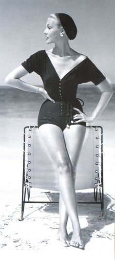 Claire Mccardell, Istoria Modei, Glamour Vintage, Look Retro, Vintage Swimwear, Vintage Swimsuits, 50 Style