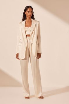 Wedding Dresses Edit - Bridal, Bridesmaid & Guest - Shona Joy Wedding Suits Women, White Party Attire, Cream Suit, Spring Formal, White Cocktails, Wedding Dress Outfit, Single Breasted Blazer, Cream Blazer, Party Attire