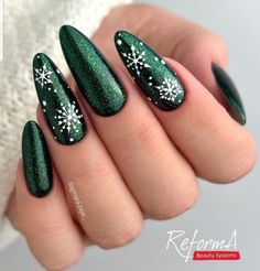 December Nails, Green Nail, Metallic Nails