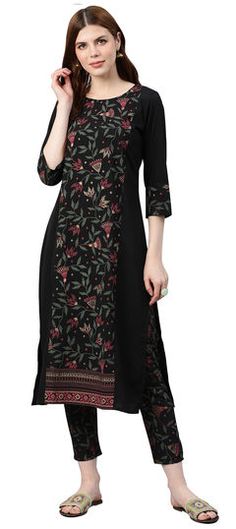 Black and Grey color Tunic with Bottom in Crepe Silk fabric with Printed work Fitted Black Cotton Fabric, Kurta Black, Straight Salwar, Women Salwar Suit, Kurtis Designs, Salwar Materials, Casual Tunics, Unique Color Combinations, Straight Kurta