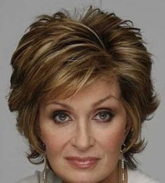 Sharon Osborne Haircut, Sharon Osbourne Hair, Sharon Osbourne, Mom Hairstyles, Paula Deen, Older Women Hairstyles