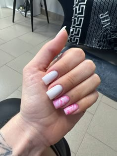 Nails Lilac, Lilac Nails, Nude Nails, Nail Manicure, Stylish Nails, Spring Nails, Pink Nails, Nail Inspo, Gel Nails