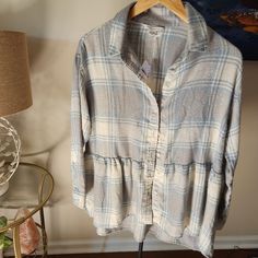 American Eagle Flanel Peplum Super Soft Size Xs New Americana Style Long Sleeve Tops With American Flag, Long Sleeve Americana Tops With American Flag, Vintage Flannel Top With Button Closure, American Eagle Flannel Shirts, American Eagle Shirts, Upcycle Clothes, American Eagle Outfitters, Women's Style