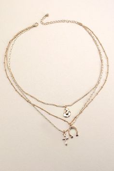 Calling all our punchy girls! Our new Hey Darlin' necklace is this seasons hottest accessory, adding the perfect amount of western flare to every look. Country Necklace, Cowgirl Accessories, What Is Trending Now, Cowgirl Jewelry, Long Sleeve Tank Top, Autumn Sales, Western Jewelry, Christmas Wishlist, Christmas List