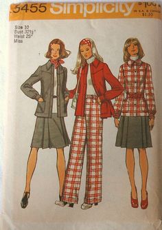 two women's coats and pants are shown in this sewing pattern