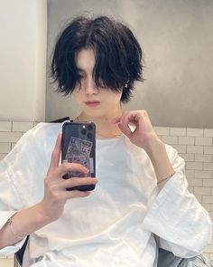 Tomboy Haircut, Asian Men's Hairstyles, Mens Hairstyles Thick Hair, Wavy Hair Men, Emo Hair, Corte De Cabelo Masculino, Hair Reference