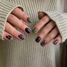 2023 Manicure, Stamp Nails, Stamp Nail Art, Maroon Nails, Wow Nails, Trend 2023, Smink Inspiration, Grunge Nails