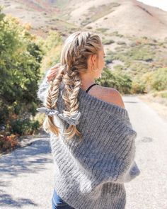 Pull Through Side Braid | MISSY SUE Two Braids Hairstyle, French Braid Mohawk, Waterfall Tutorial, Easy Top Knot, Fishtail Braid Updo, Braid Half Up Half Down, Fishtail French Braid, Everyday Curls, Missy Sue