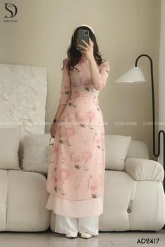 Ao Dai Style, Ao Dai Graduation, Green Ao Dai, Wedding Ao Dai, Ao Dai Vietnamese, Modern Ao Dai, Vietnamese Fashion, Vietnamese Ao Dai, Vietnamese Girl