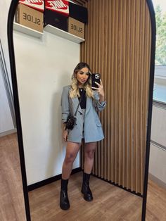 Chic Office, Casual Chic Outfit, Boots Outfit, Paloma, All Black, Fashion Inspo Outfits, Chic Outfits, Casual Chic, Casual Looks