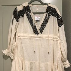 Bnwt Free People Dress. Ties At The Waist Allow Wearer To Cinch In Creating A Fit And Flare Stylecan Be Worn As A Dress With Chunky Platforms Or Over Shorts With A Cute Fedora And Flats. Casual Boho V-neck Dress With Lace Trim, Casual Boho Dress With Lace Trim V-neck, Cotton Tunic Dress With Lace Trim, Bohemian Cotton Mini Dress With Lace Trim, Casual Tunic Dress With Lace Trim, People Dress, Chunky Platform, Free People Dresses, Free People Dress