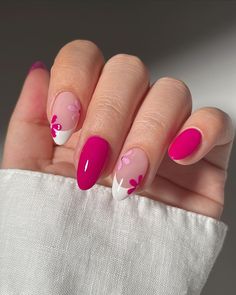 These Summer Floral Pink Nails feature vibrant pink polish with delicate floral designs and a chic French tip. The bright colors and playful flowers capture the essence of summer's blooming gardens.  🌸Click on the image to shop our Korean Gel Nail Polish Collection 🌸Credit: simlynail on Instagram 🌸Summer floral nails, pink nails, Korean gel polish, summer nail designs, floral nail art, pink floral nails, summer manicure, trendy nails, gel nails, nail art designs. Nail Art French, Milky Nails, Nagel Tips, Purple Diamond, Flower Soft, Gold Powder, Pink And White Flowers, Color Powder, Dream Nails