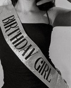 Black White Sweet 16, Birthday Aesthetic Black And White, 18th Birthday Inspo Aesthetic, 18th Birthday Girl Aesthetic, 17 Aesthetic Birthday, Aesthetic 15 Birthday, Black And White Aesthetic Birthday, Birthday Aesthetic 17, 15 Year Birthday Party Ideas