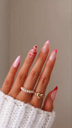 Vday Nails, Unghie Sfumate, February Nails, Nail Designs Valentines, Heart Nails, Classy Nails, Valentine's Day Nails, Valentines Nails