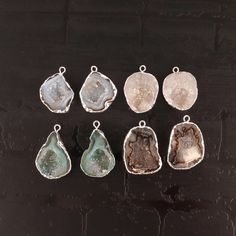 Mixed Color Geode Druzy Earring Set Of 4 Pairs | Silver Electroplated Single Bail Earrings For Women Jewelry Making | Geode Druzy Connector This Listing For Set Of 4 Pairs Specifications :- --------------------------------------------------------------------------- Gemstone : Natural Agate Geode Druzy Stone Size : 18x20 - 19x23 MM Approx. Shape : Fancy Cut  Color : As show in Picture Metal : Brass Plating : Silver Electroplated  Earring Length : 24-27 MM Approx. Earring Components Set Of 4 Pairs Crystal Geode, Druzy Earrings, Agate Geode, Unique Jewelry Designs, How To Make Earrings, Precious Gemstones, Jewelry Making Supplies, Earrings For Women, Jewelry Supplies