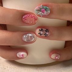 Kawaii Short Nail Art, Korean Summer Nail Art, Kawaii Nails Short, Unghie Sfumate, Painted Nails