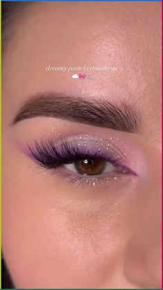 Rapunzel Makeup, Purple Eyeshadow Looks, New Year Nail, Purple Makeup Looks, New Year Nails, Ads Social Media, Ads Manager, Concert Makeup, Festive Nail Designs