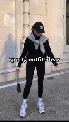 Hype Bae Outfit, Aquriam Outfit Ideas, Lazy Black Outfit, Autumn Sport Outfit, Gym Casual Outfit, Sports Outfits Aesthetic, Running Outfit Winter, Sporty Outfits Spring, Tech Fashion Women