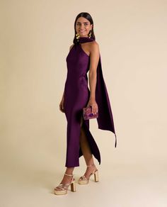 Vestido Midi Ciruela Asimétrico con Lazada al Cuello | Invitadas THE-ARE Purple Dress Outfit Wedding Guest, Trendy Midi Dress, Dark Purple Wedding Guest Dress, Plum Dresses Formal, Plum Dress Outfit Wedding Guest, Jewel Tone Wedding Guest Dress, Plum Dress Outfit Wedding, Dark Purple Dress Outfit, Dark Purple Satin Dress