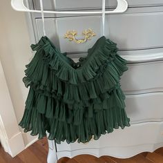 Dark Green Ruffled Skirt Never Worn Ruffle Skirts, Green Mini Skirt, Ruffled Skirt, Green Skirt, Lovers And Friends, Ruffle Skirt, Dark Green, Mini Skirt, Ruffles