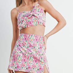 This Flower Print Set Features Front Tie Detail, Sweetheart Neckline And A Zipper Back. 100% Cotton #Forloveandlemons For Love And Lemons, Sweetheart Neckline, Flower Prints, Skirt Set, Pink And Green, Floral Tops, Womens Skirt, Multi Color, Dresses