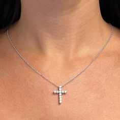 This Gorgeous 18k White Gold Diamond Cross Pendant Features 11 Prong Set Round Brilliant Cut Sparkling Diamonds Weighing Approximately 1.01 Carats In Total. Diamond Quality: G-H Color And Vs-Si Clarity. Pendant Size: 21.9mm X 16.2mm. Chain Length: 18 Inches. Total Weight: 4.65 Gms. Comes In A Presentable Gift Box. Id: 01723 White Cross Pendant With Single Cut Diamonds, White Cross Pendant Necklace With Brilliant Cut, Teen Necklaces, Purple Bead Necklace, Clear Crystal Necklace, Metal Cuff Bracelet, Rhinestone Choker Necklace, Mother Of Pearl Necklace, Rhinestone Choker